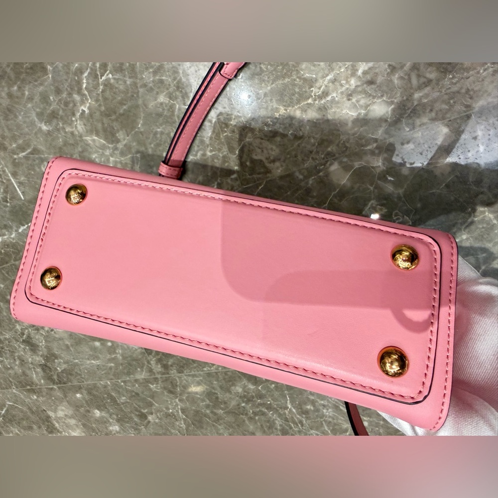 Etro Pink Leather Shoulder Bag with Gold-Tone Trim - Picture 6 of 15